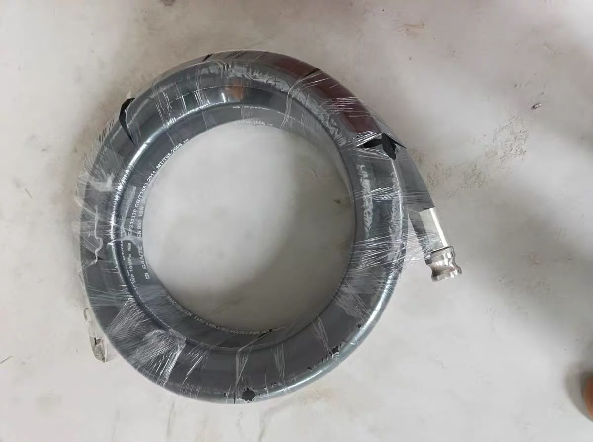 Tuyau flexible haute pression pour machine à projeter le mortier